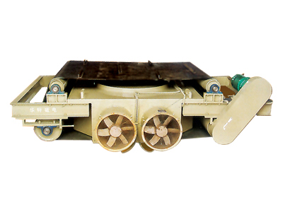 RCDC、RCDF-T系列超強冷風(fēng)自卸式電磁除鐵器